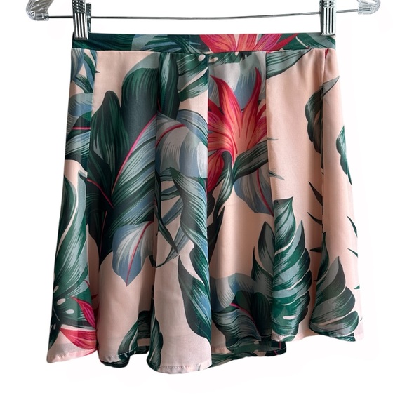 Show Me Your MuMu Kauai Kisses Mini Tropical Palm Leaf Tree Print Skater Skirt - Picture 8 of 10